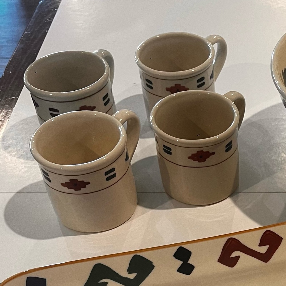 Vintage Heartstone Cheyenne Stoneware Southwestern Aztec Cream Ceramic Mugs Set